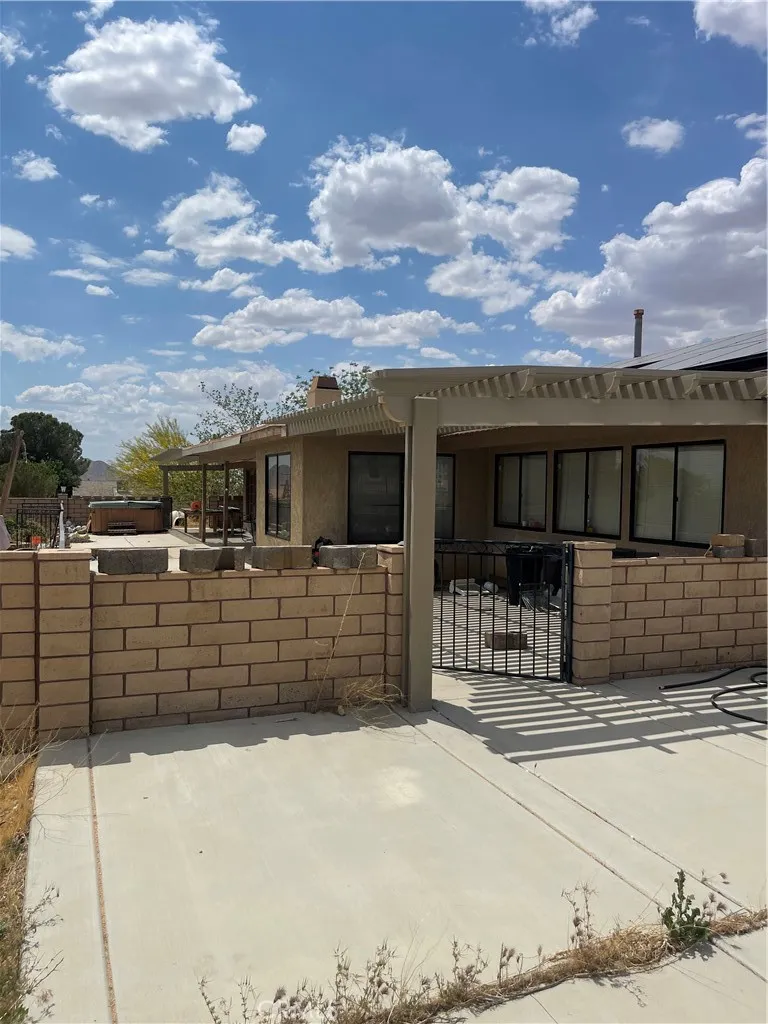 main property photo 25