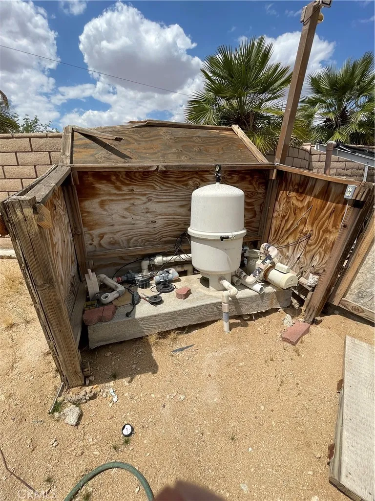 main property photo 27