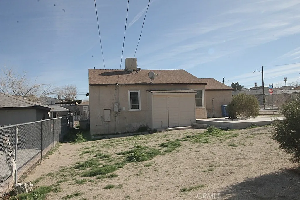 main property photo 23