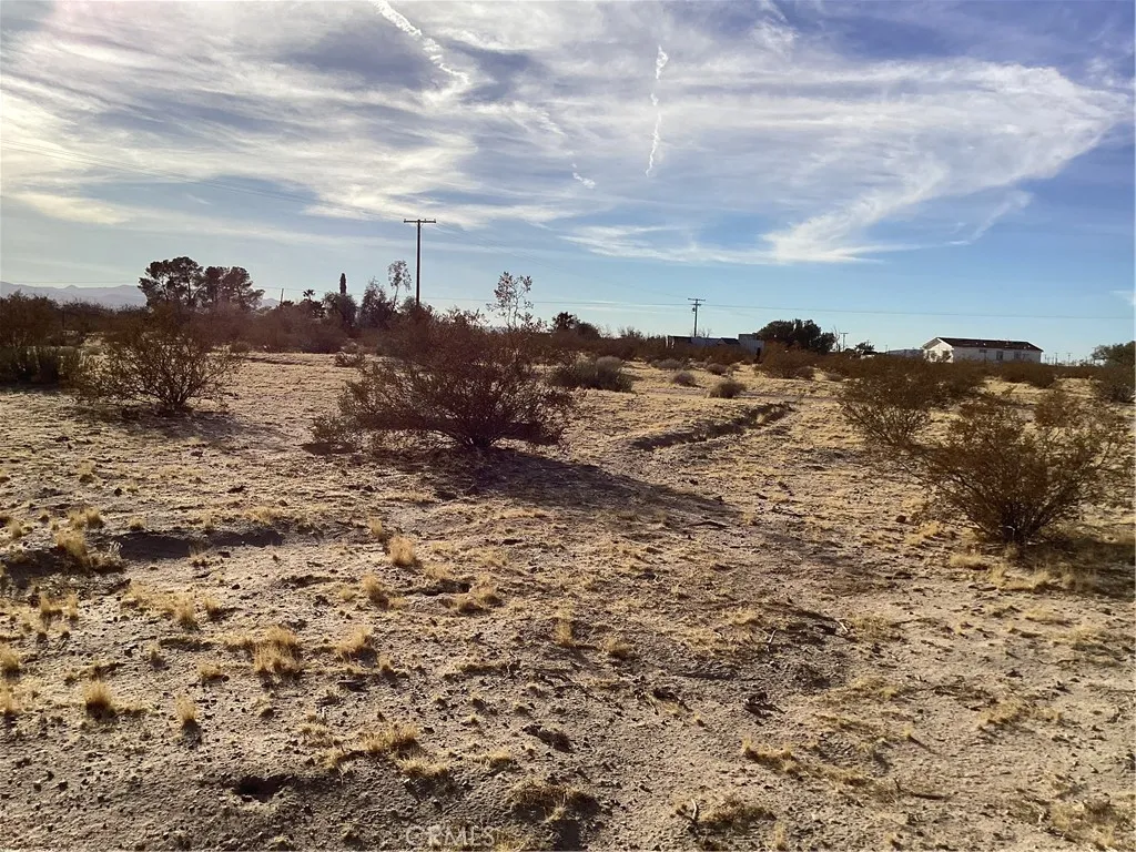 main property photo 13