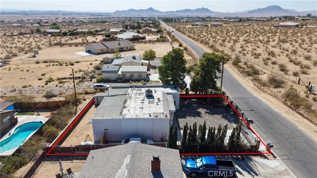 main property photo 41