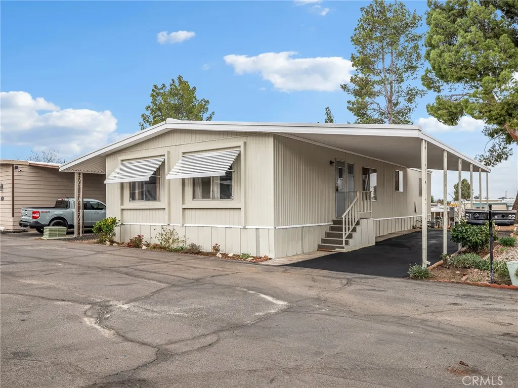 main property photo 34