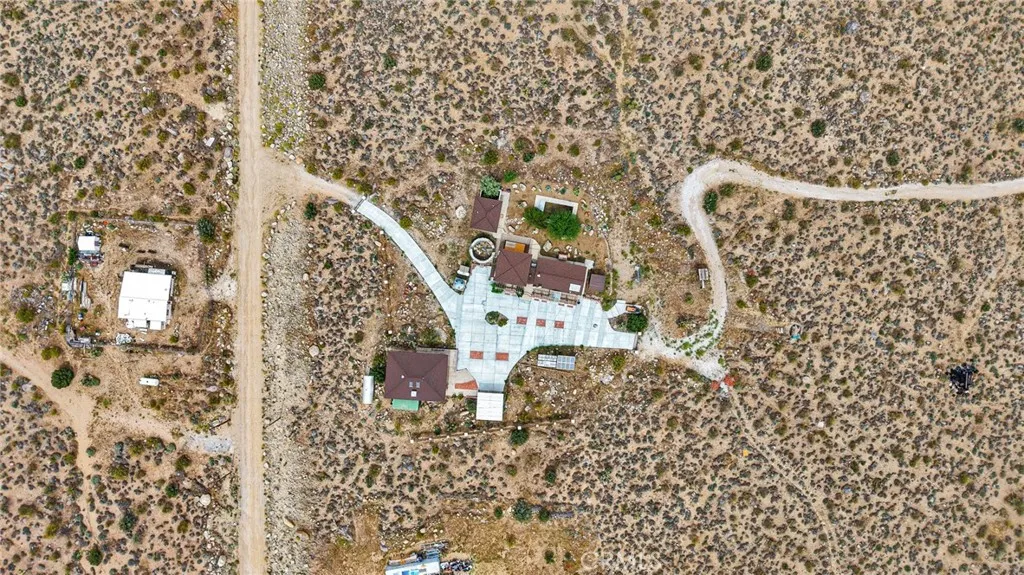 main property photo 41