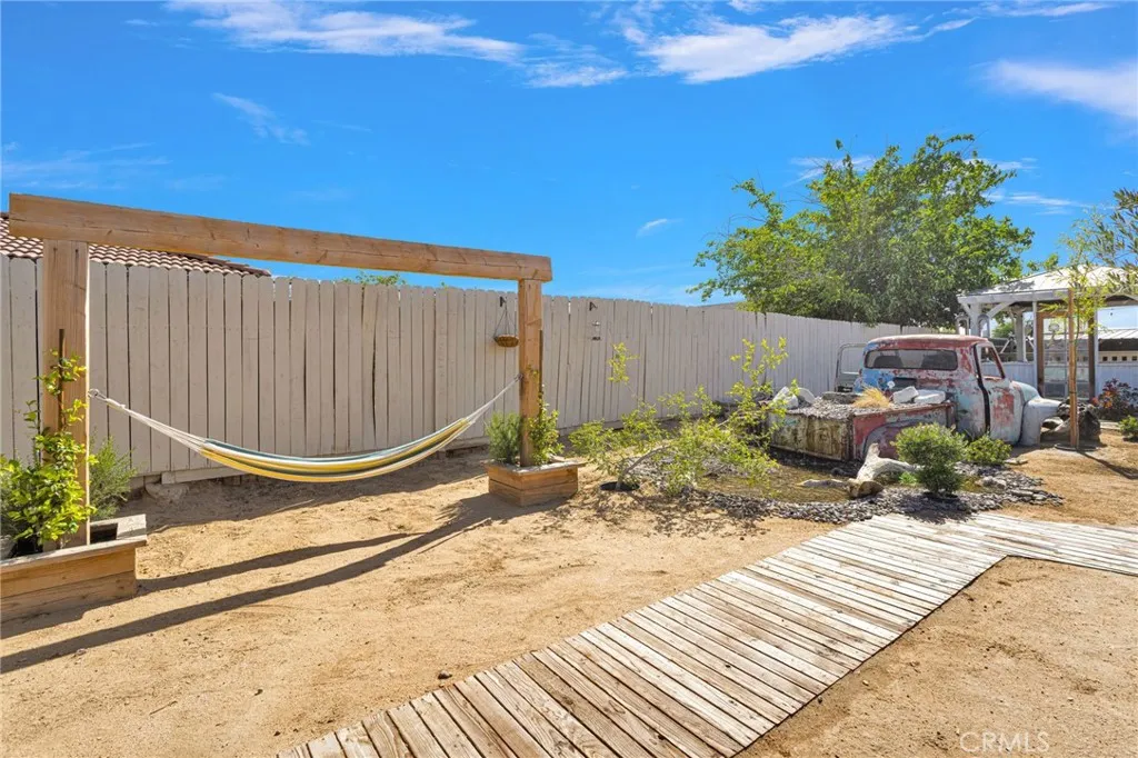 main property photo 59