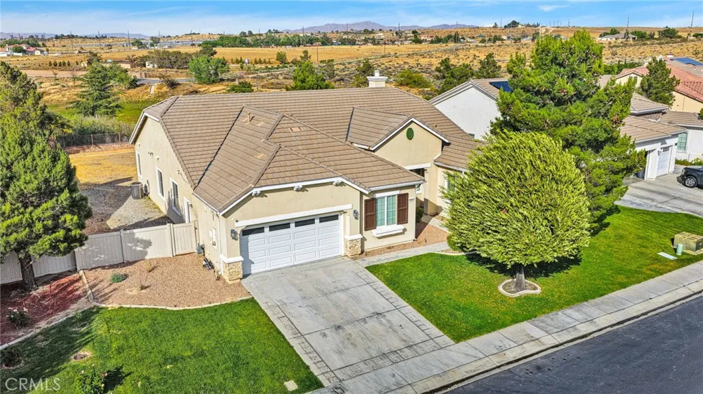 main property photo 12