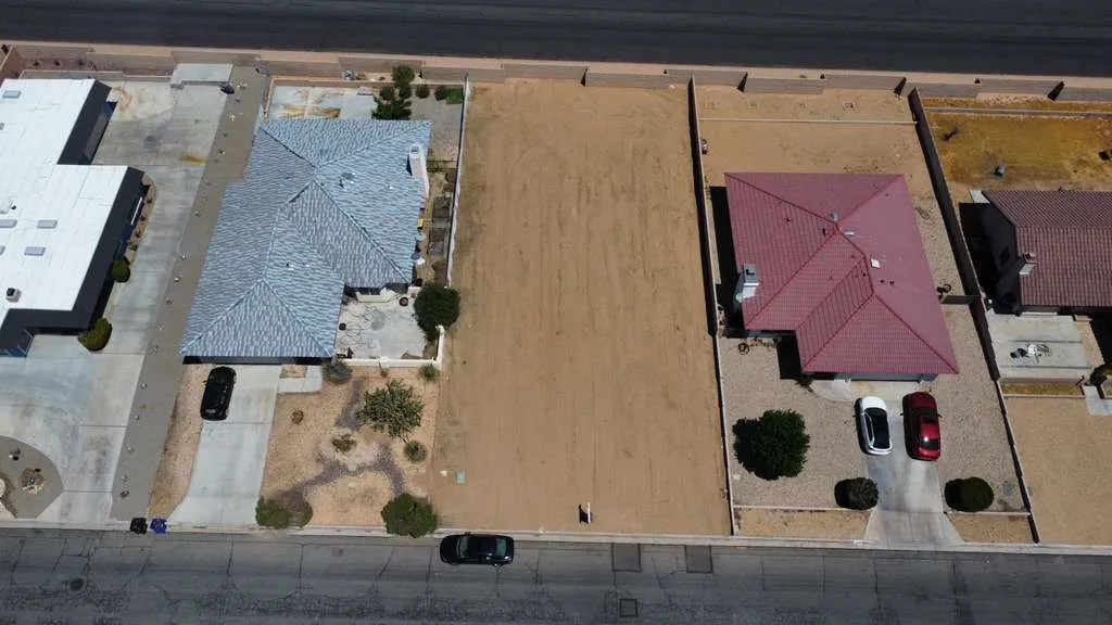 main property photo 3