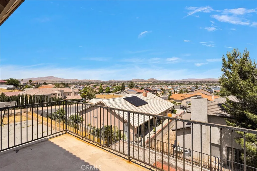 main property photo 50