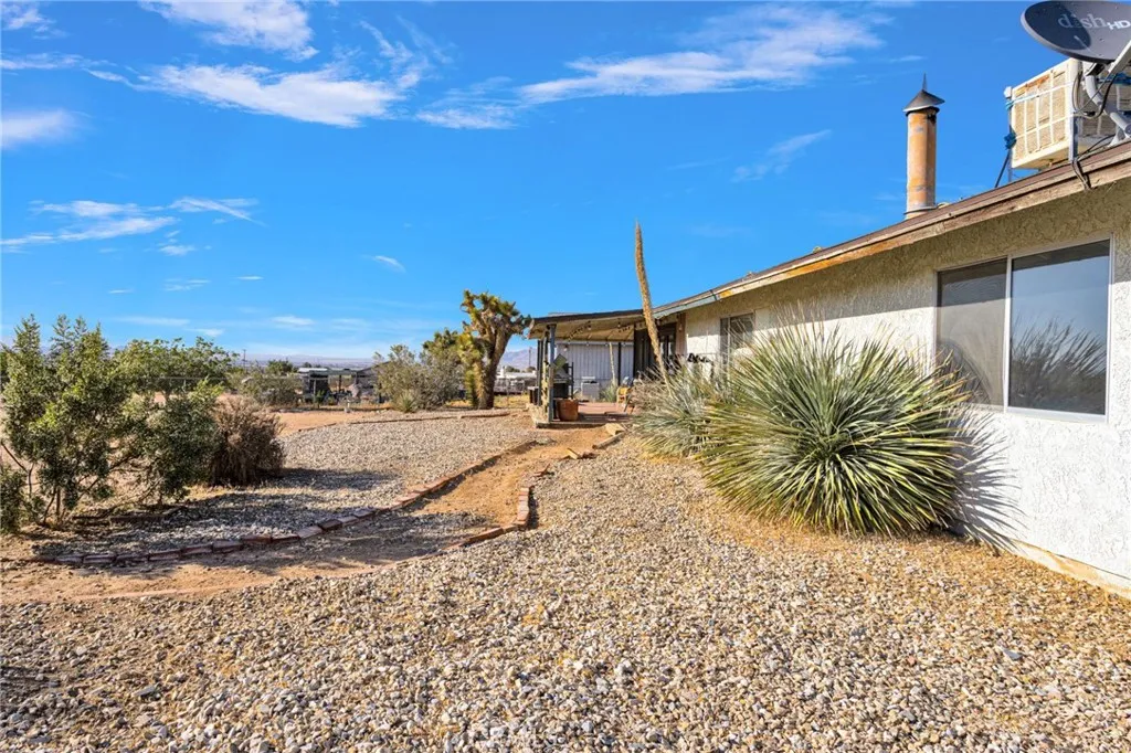 main property photo 29