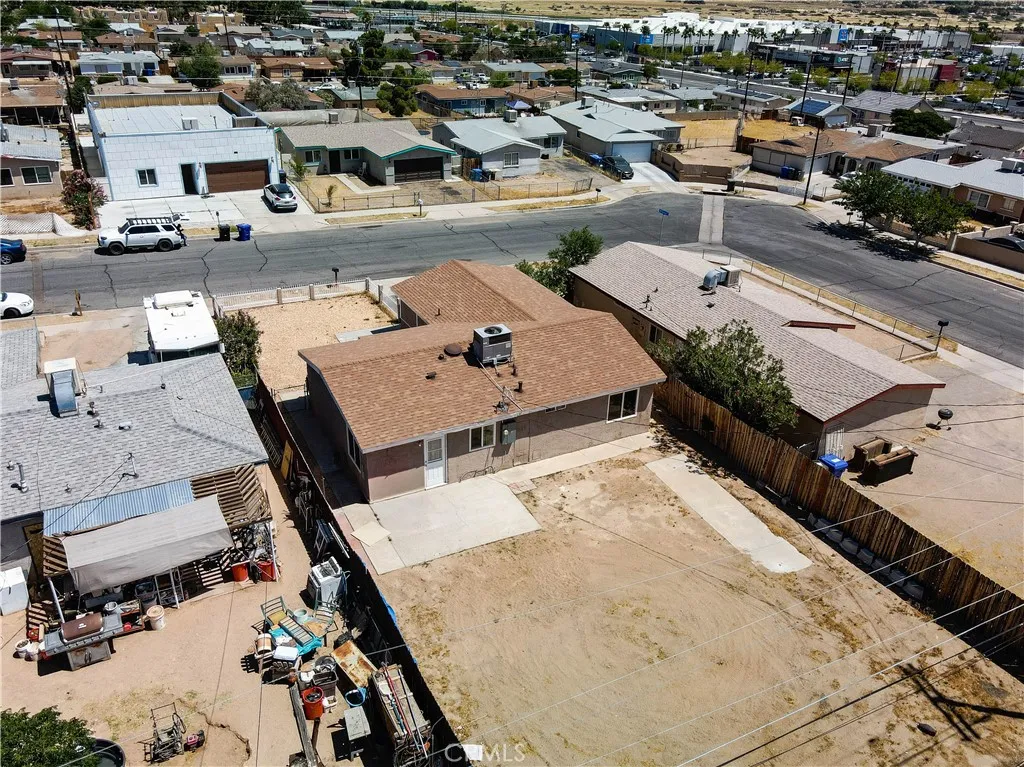 main property photo 19