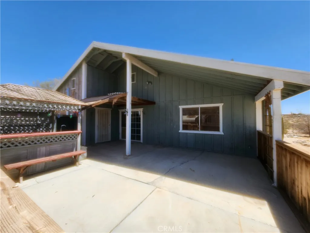 main property photo 37