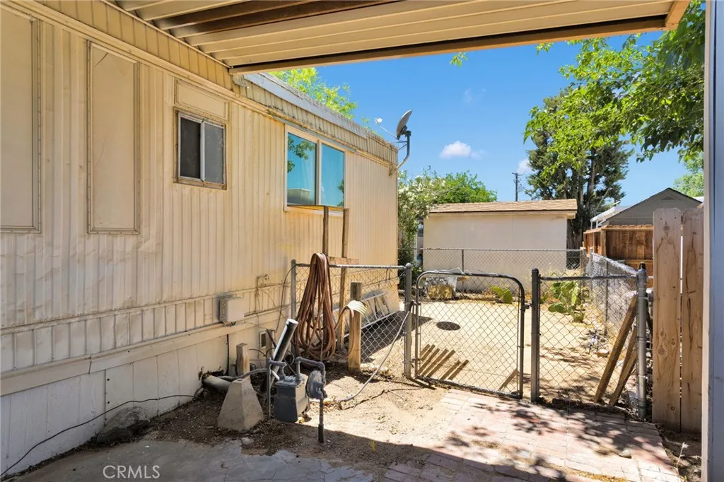main property photo 25