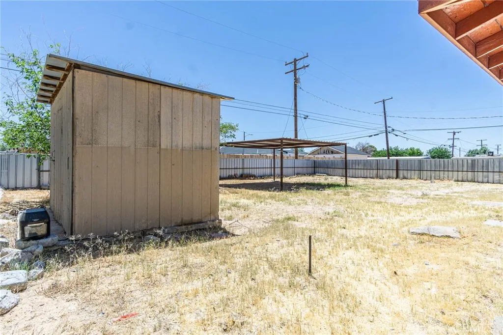 main property photo 34