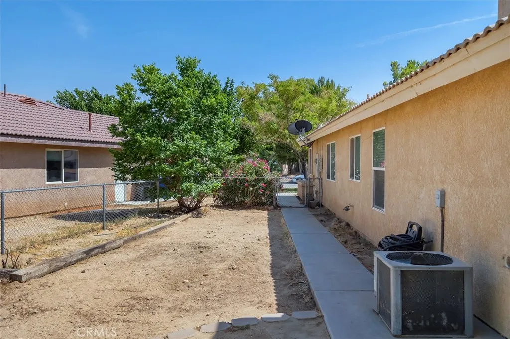 main property photo 30