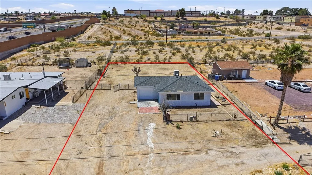 main property photo 40