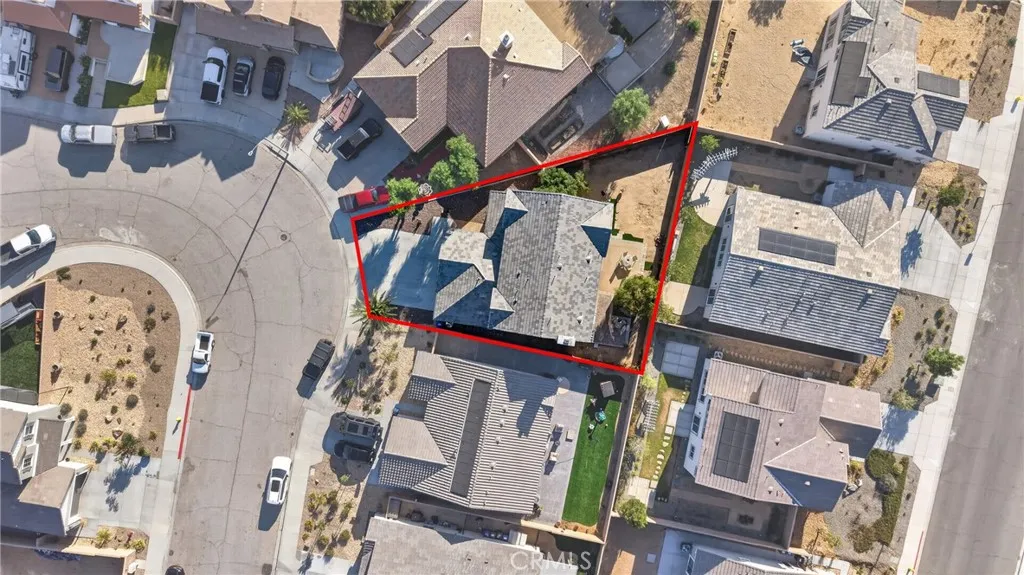 main property photo 8