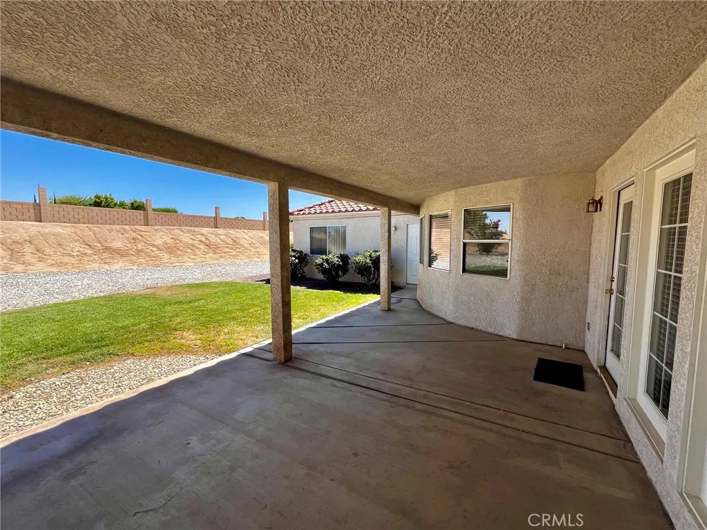 main property photo 10