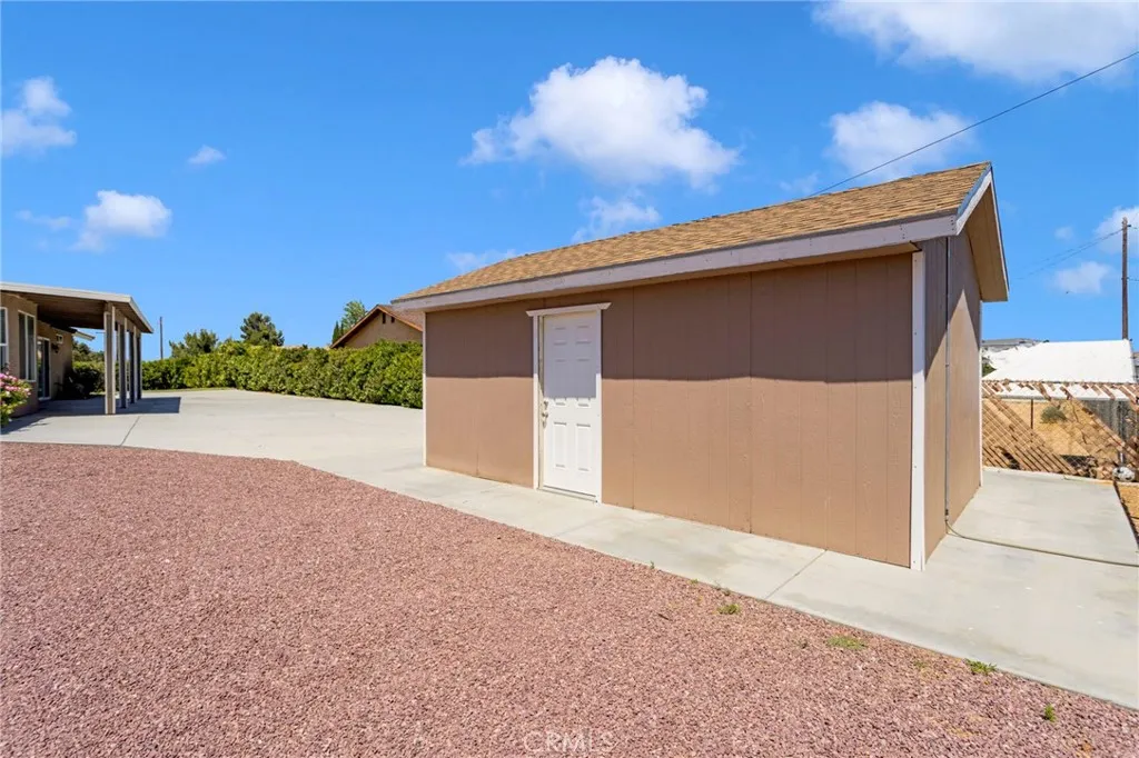 main property photo 46