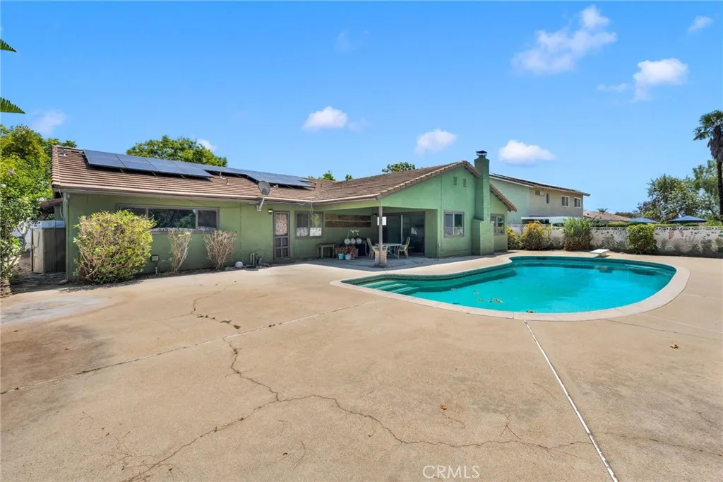main property photo 42