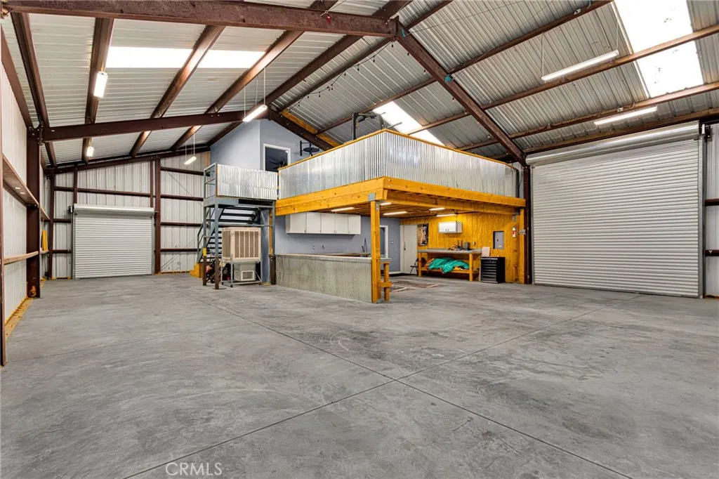 main property photo 35