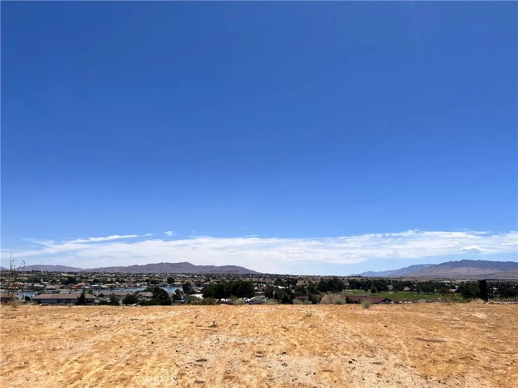 main property photo 10
