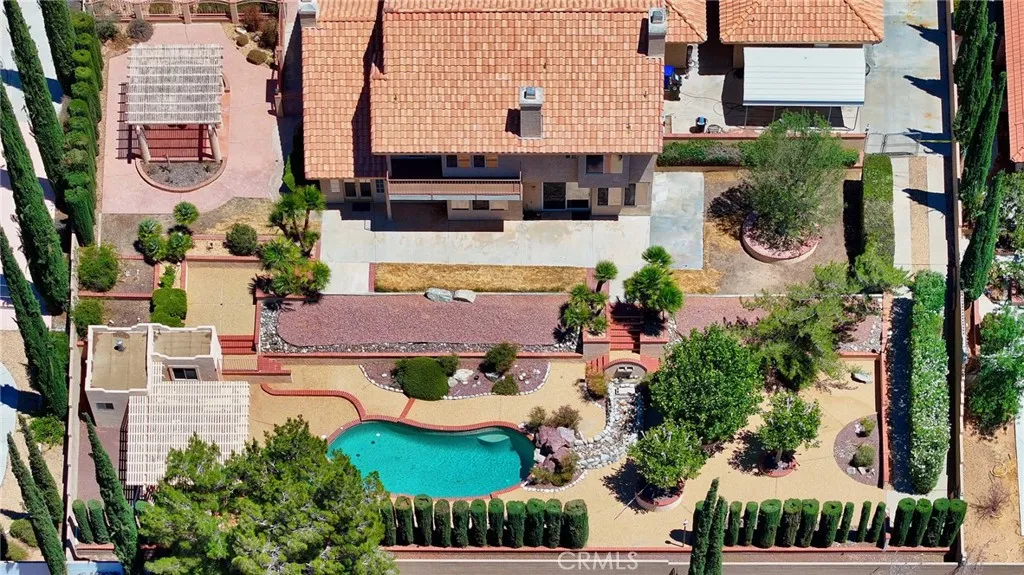 main property photo 15