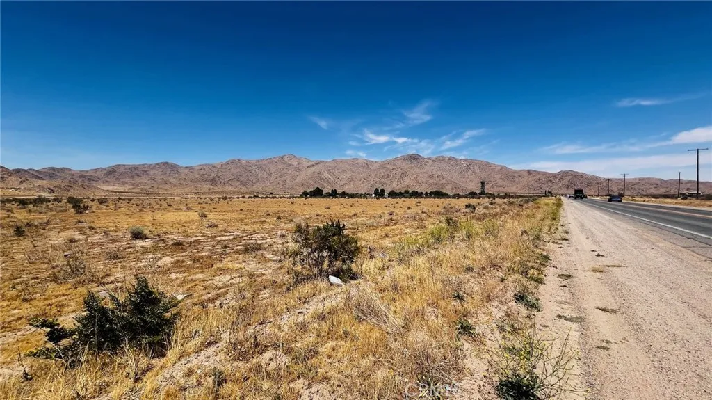 main property photo 9