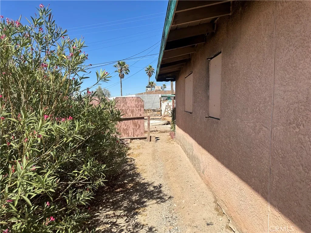 main property photo 4