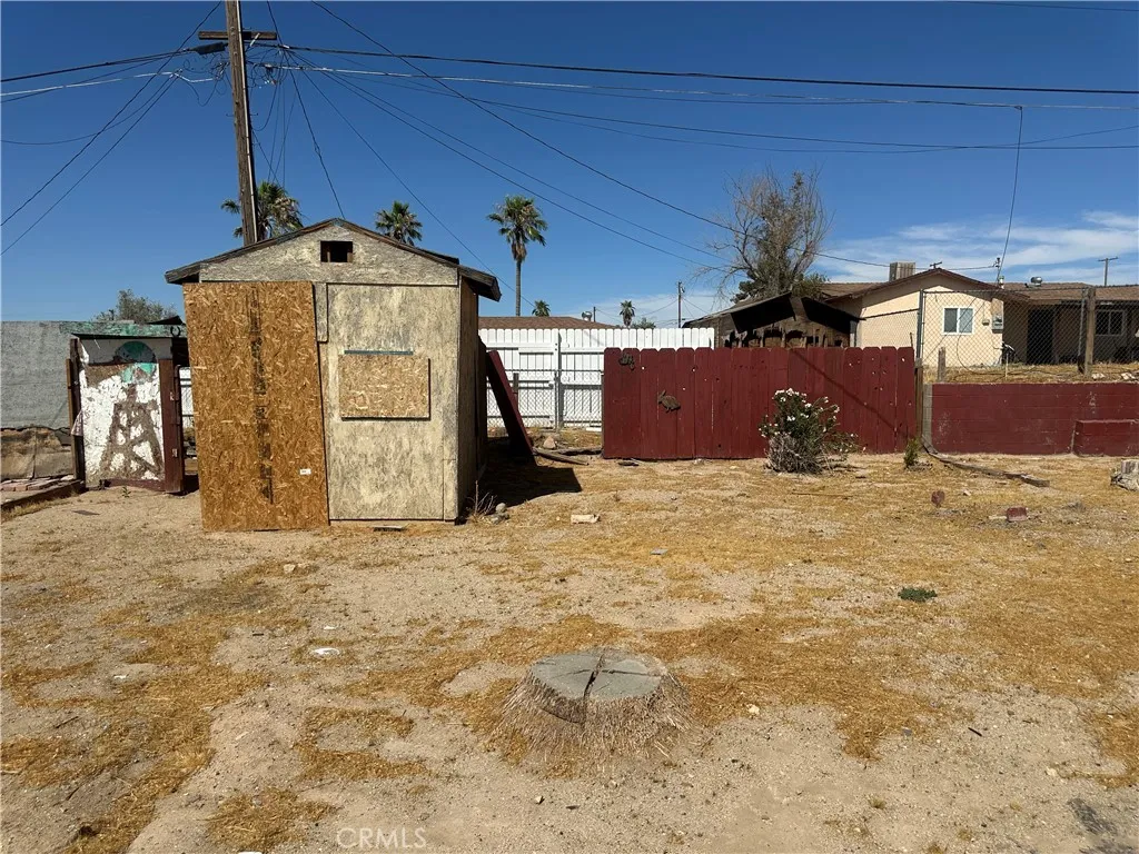 main property photo 6
