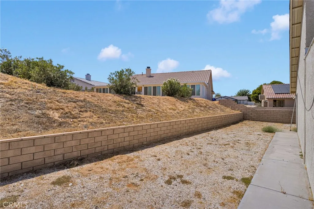 main property photo 39