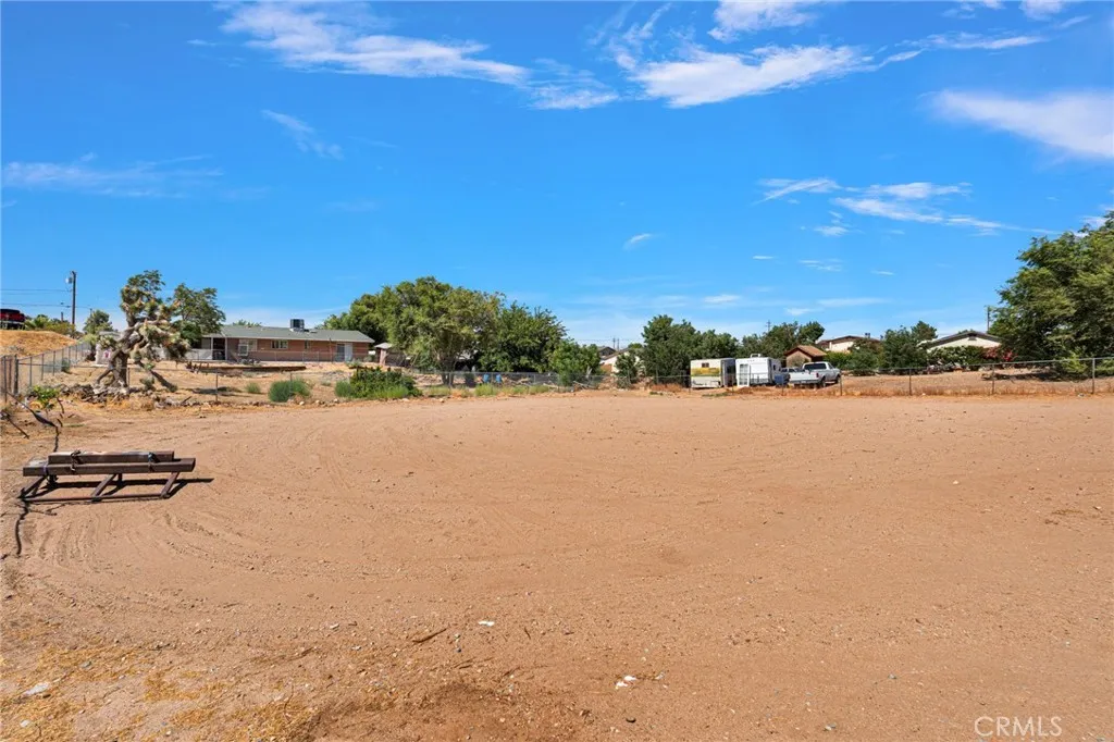 main property photo 31