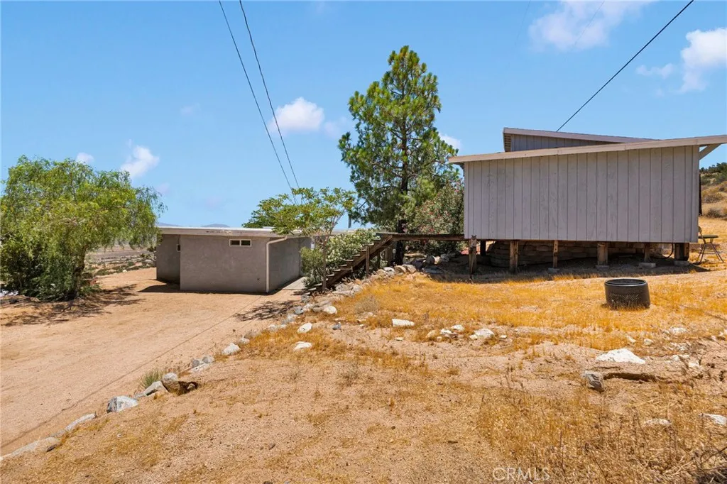 main property photo 32