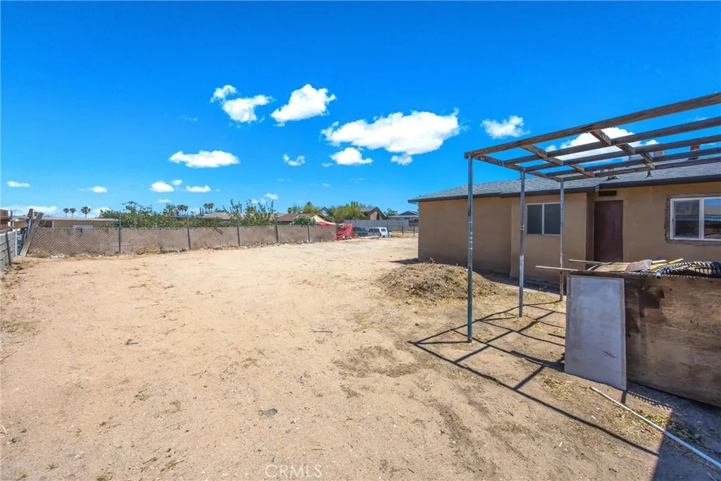 main property photo 34