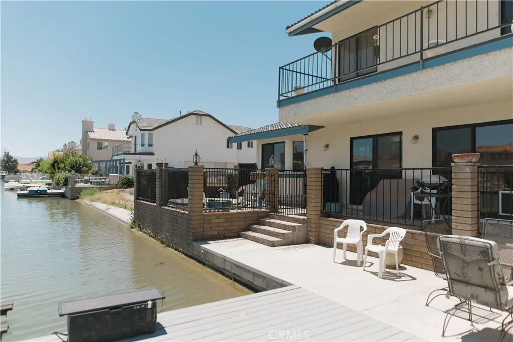 main property photo 19