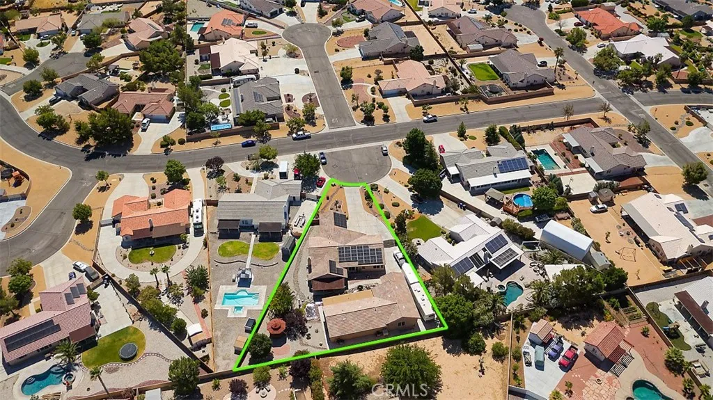 main property photo 11