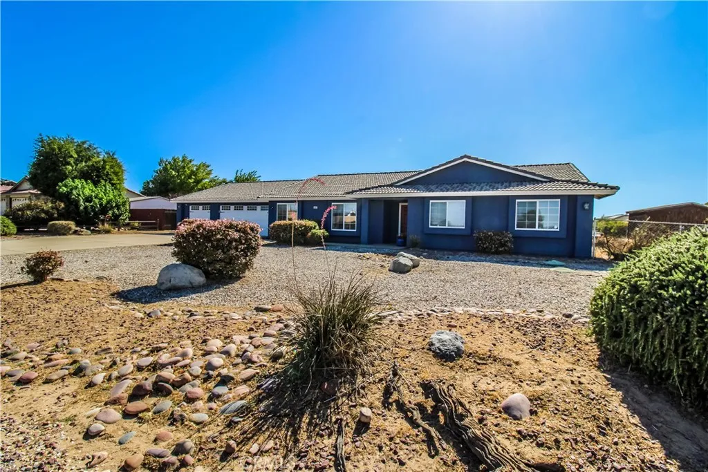 main property photo 2