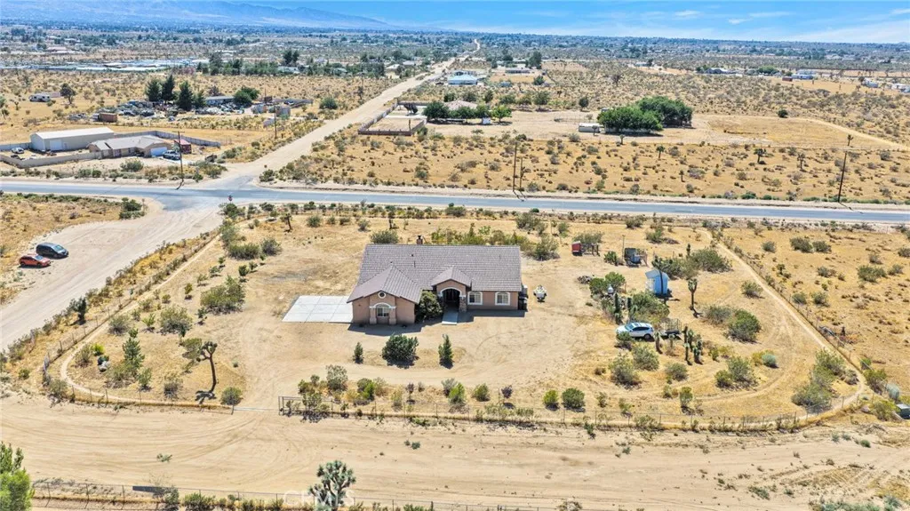 main property photo 60