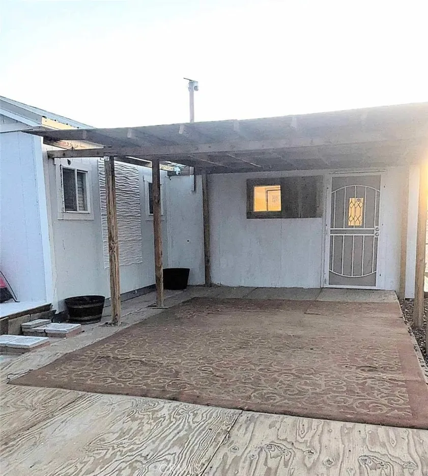 main property photo 10