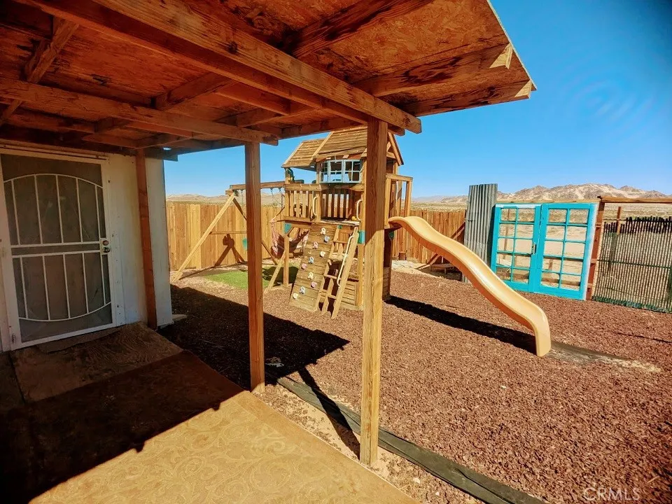 main property photo 8