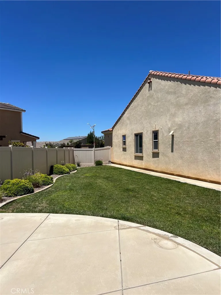 main property photo 37