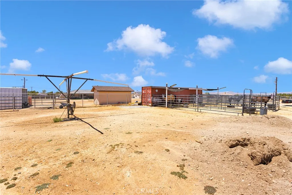 main property photo 33