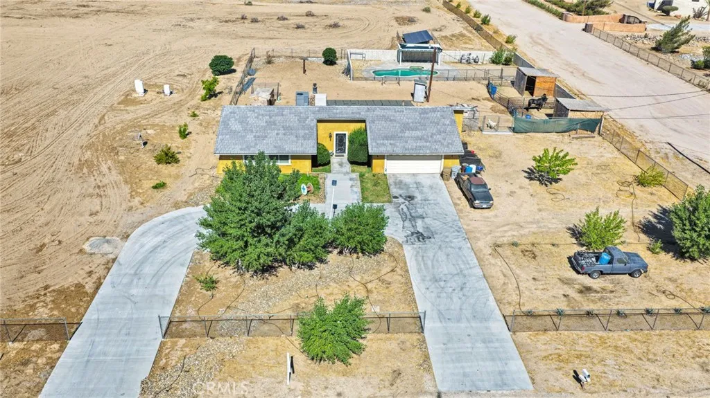 main property photo 45