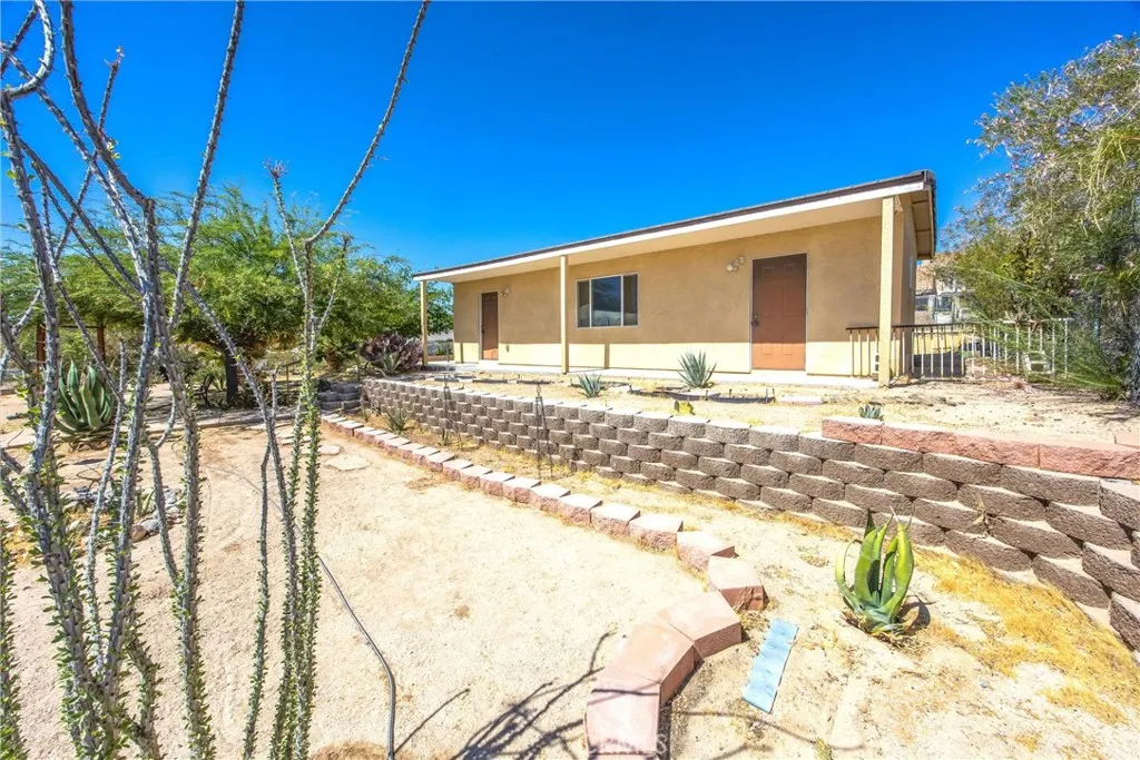 main property photo 19