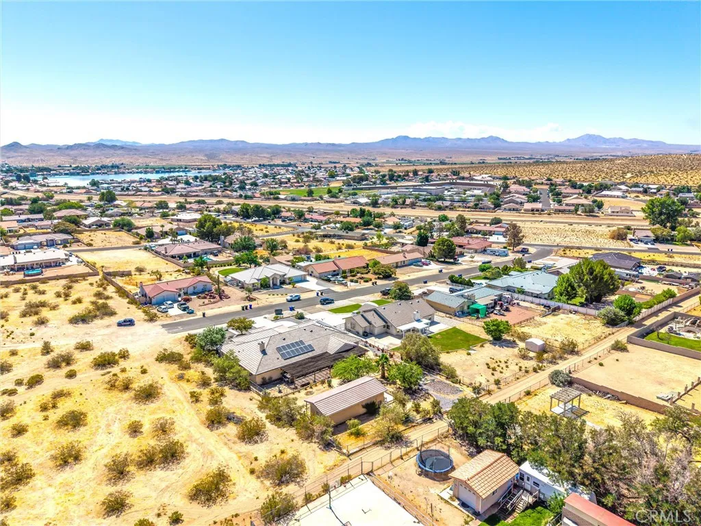 main property photo 34