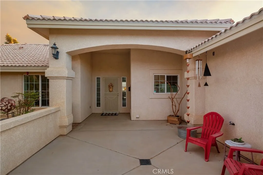 main property photo 5