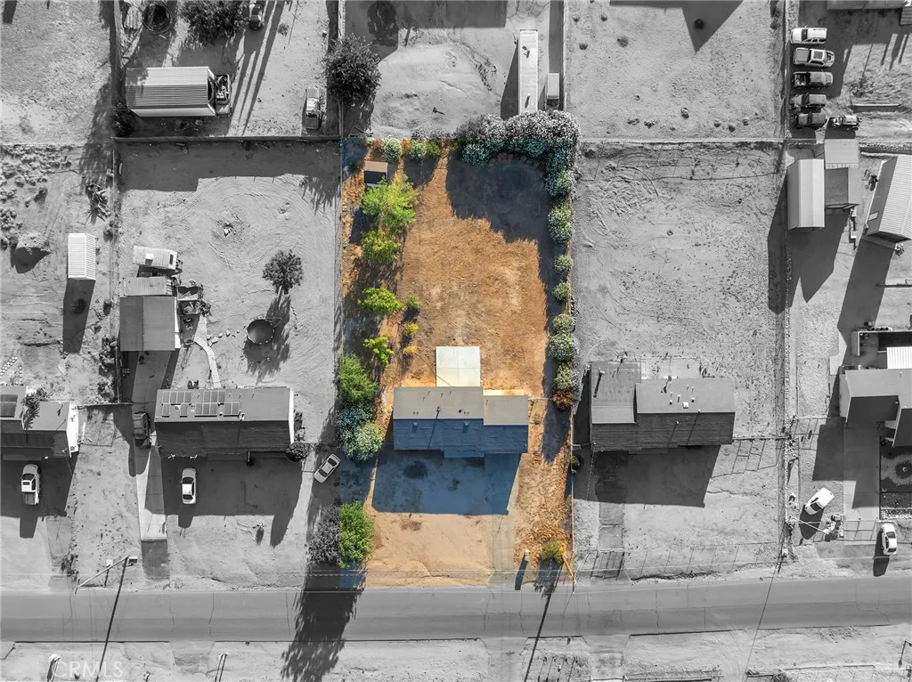 main property photo 31