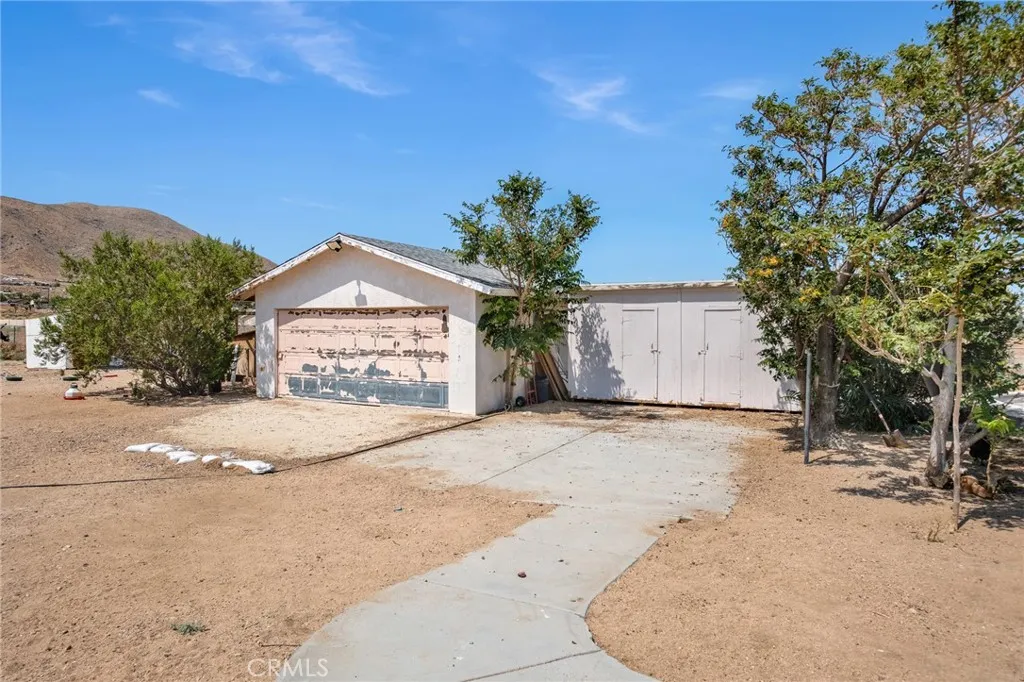 main property photo 26