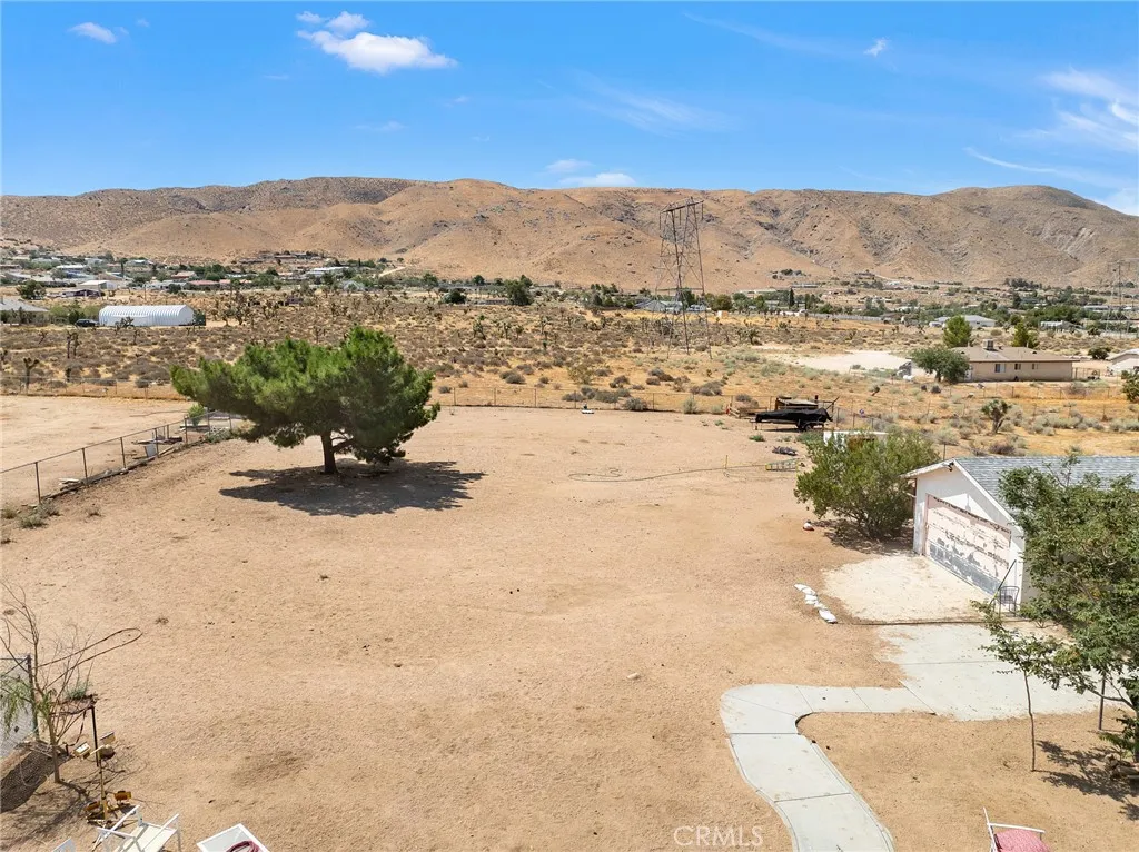 main property photo 31