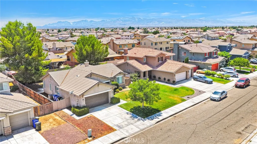 main property photo 30