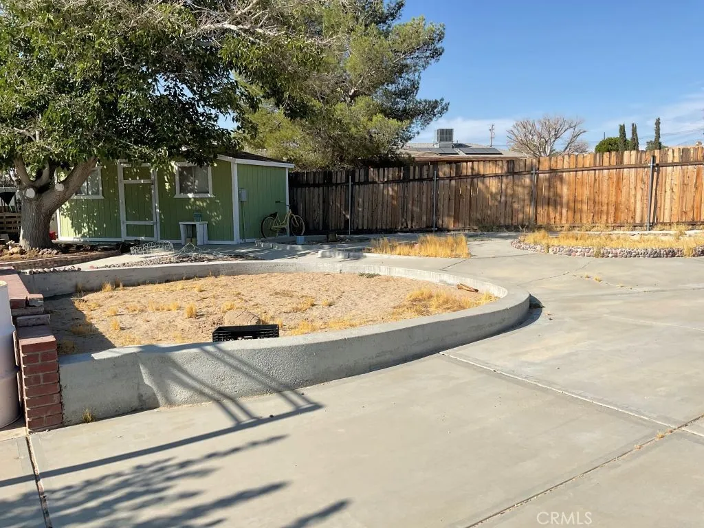 main property photo 6