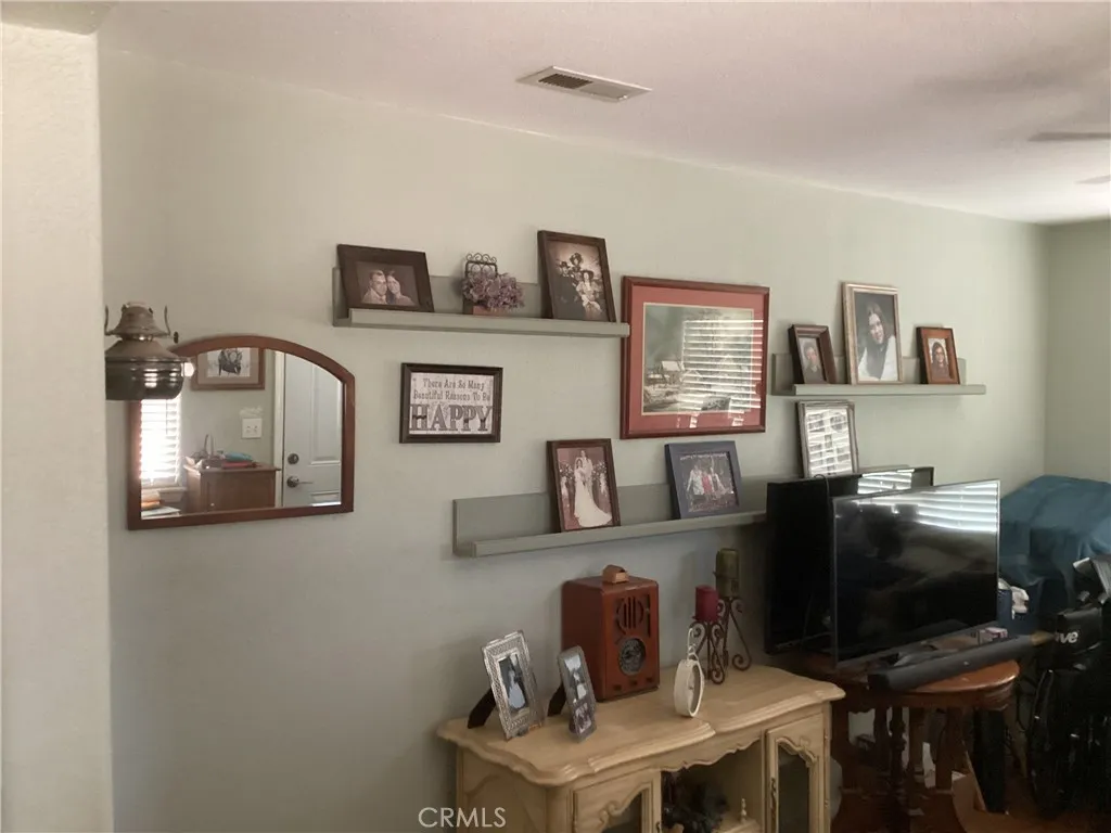 main property photo 76